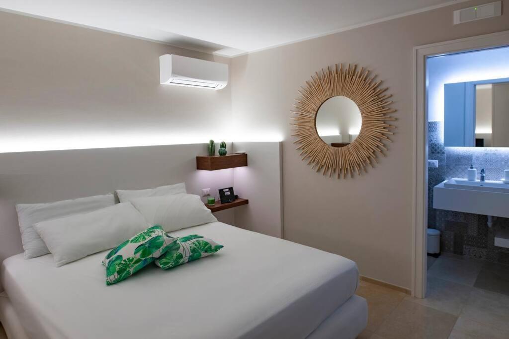 Spaziosa Villa Con Piscina E Giardino, Polignano A Mare Εξωτερικό φωτογραφία